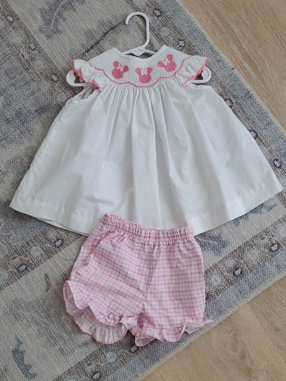 Classic Whimsy Toddler Girls Smocked Embroidered Minnie Mouse Disney Set Sz2T